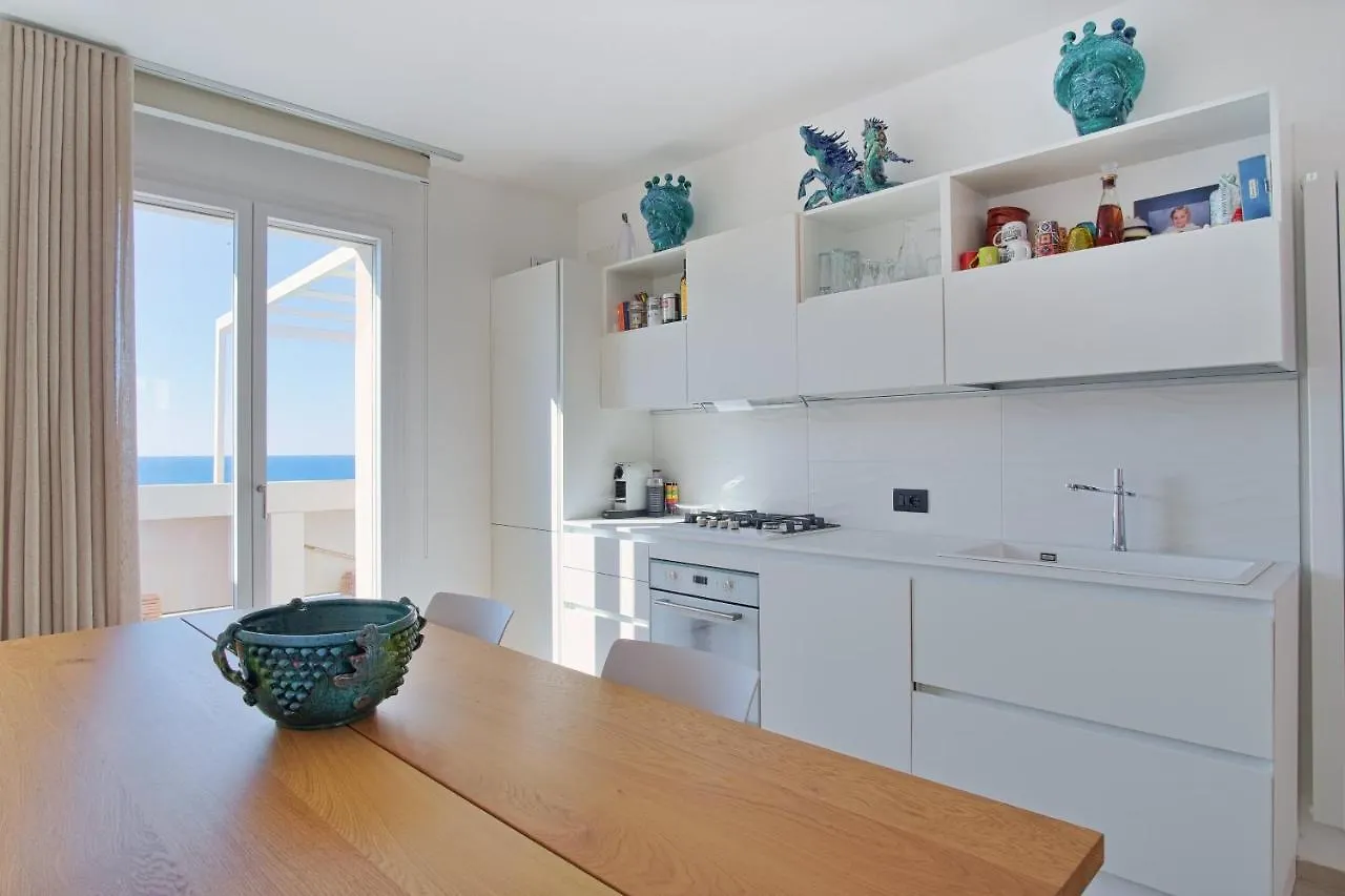 Terrazza Bellaera Apartment Cefalu