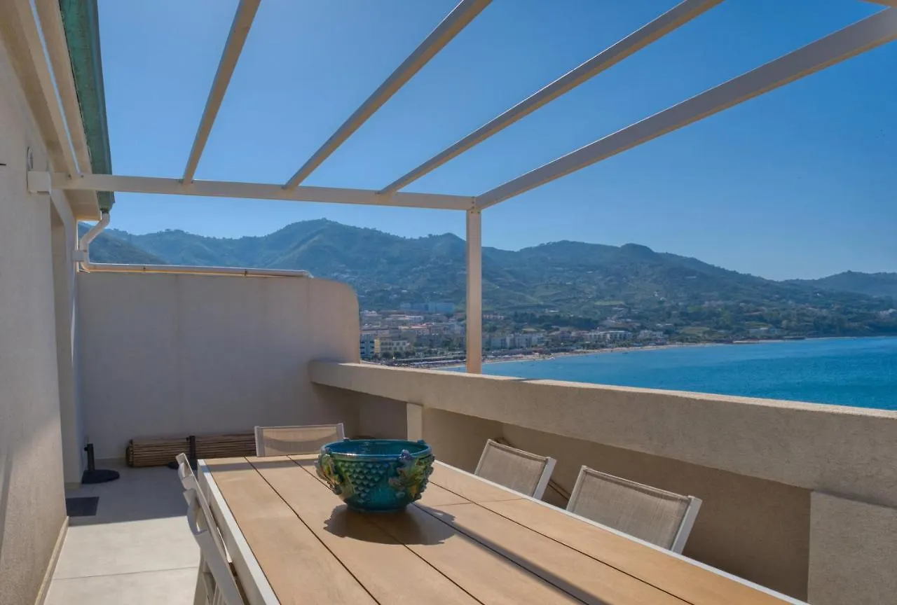Terrazza Bellaera Apartment Cefalu